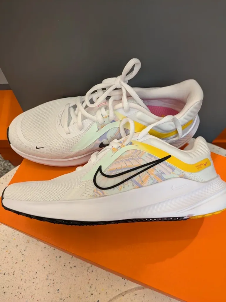Brugt Autre Nike Running Shoes bike — billede 6 af 10