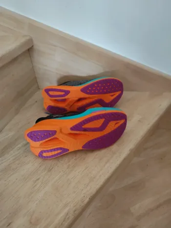 Hoka Mach 2 bike usato — immagine 3 di 6