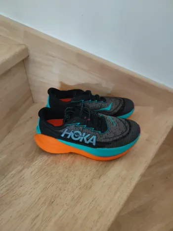 Hoka Mach 2 bike usato — immagine 2 di 6