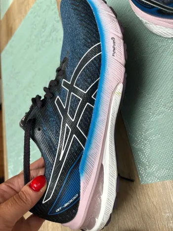Gebrauchtes Asics Running Shoes bike — Bild 4 von 8