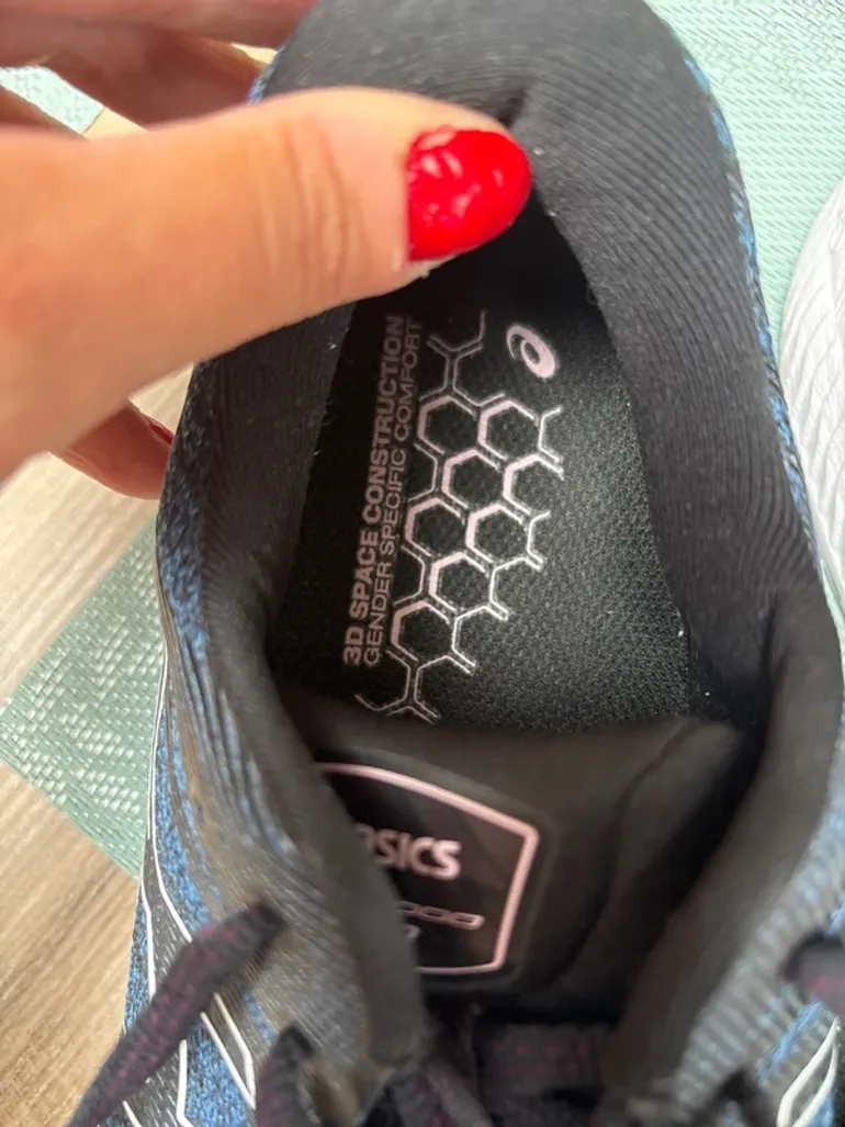 Gebrauchtes Asics Running Shoes bike — Bild 3 von 8