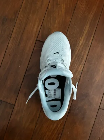 Used Nike Running Shoes bike — image 9 of 9