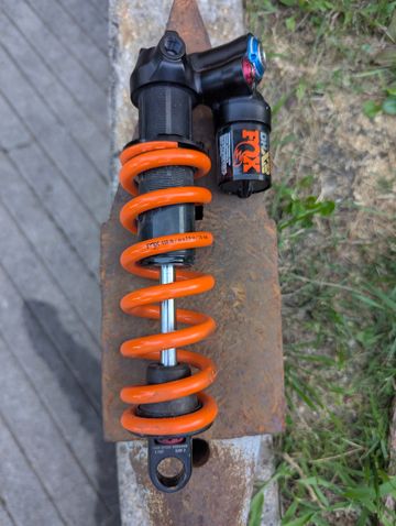 Brugt Fox Factory DHX2 Rear Suspension
