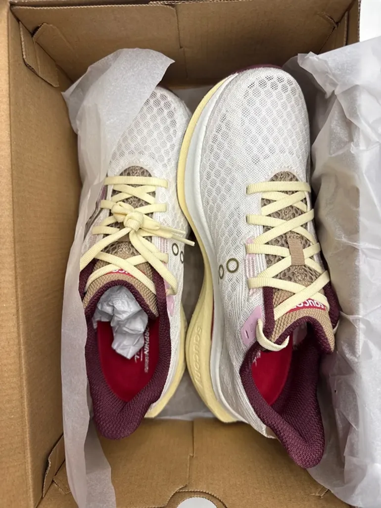 Käytetty Saucony Endorphin Speed 5 bike — kuva 2 / 8