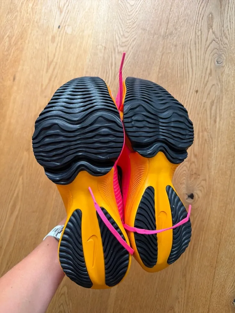 Brugt Orange Nike Schuhe bike — billede 5 af 6