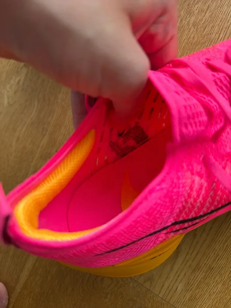 Brugt Orange Nike Schuhe bike — billede 6 af 6
