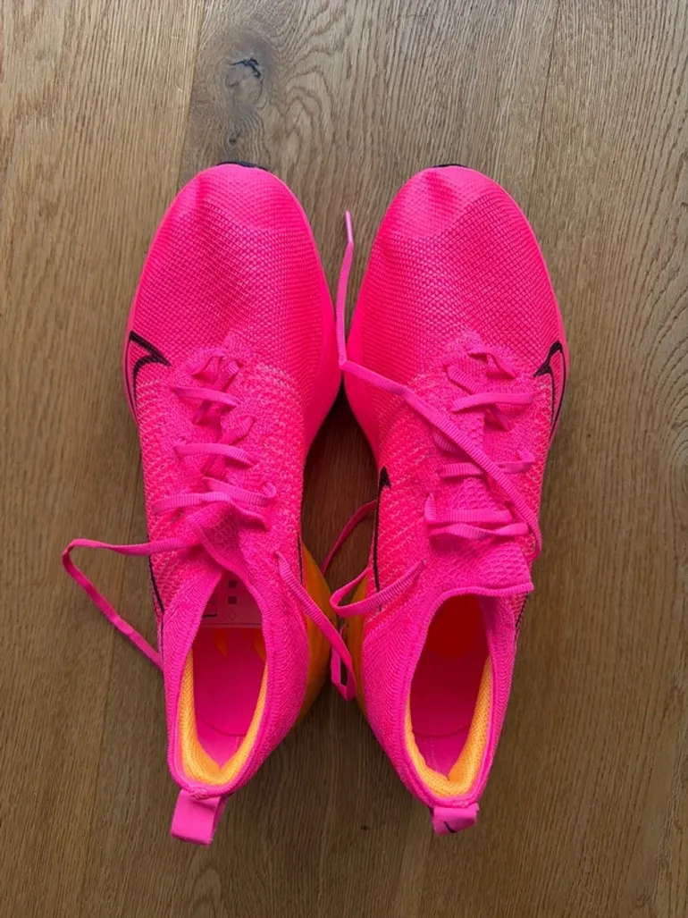 Brugt Orange Nike Schuhe bike — billede 4 af 6