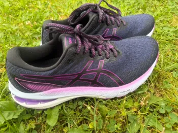 Używany Asics Running Shoes bike — zdjęcie 2 z 6