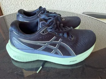 Brugt Asics Gel Kayano 30 Running Shoes