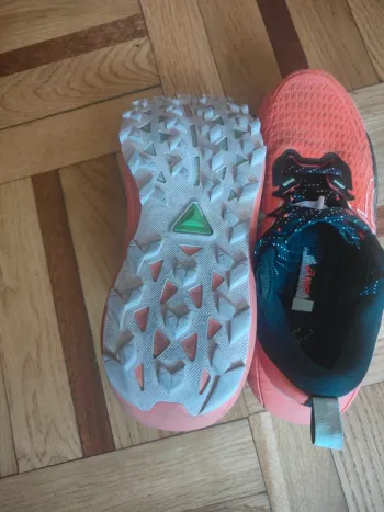 Used Asics Trail running shoes Running Shoes