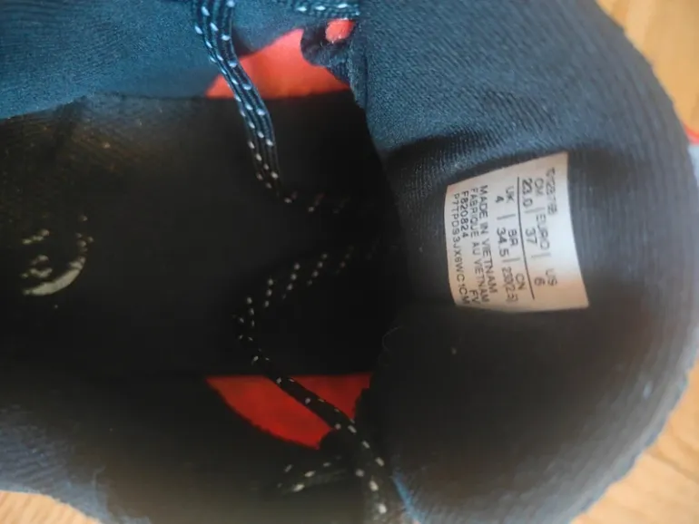 Used Asics Trail running shoes bike — image 7 of 7