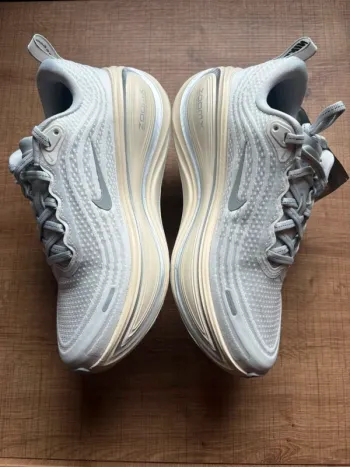 Nike Vomero Plus bike usato — immagine 3 di 8