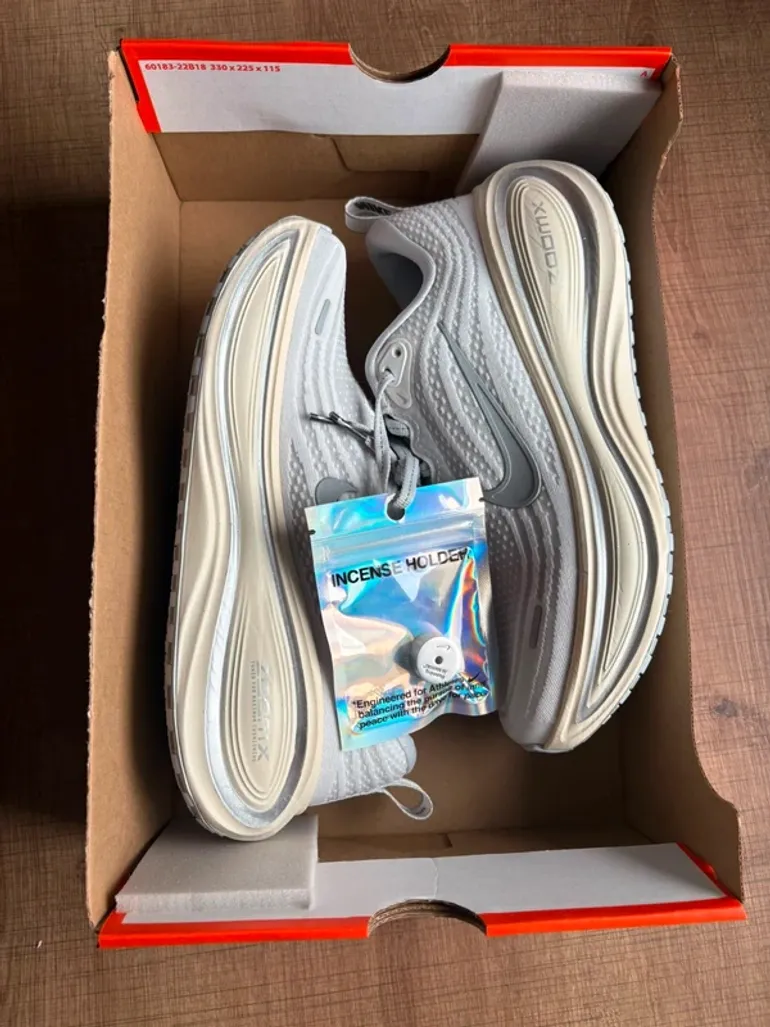 Nike Vomero Plus bike usato — immagine 6 di 8