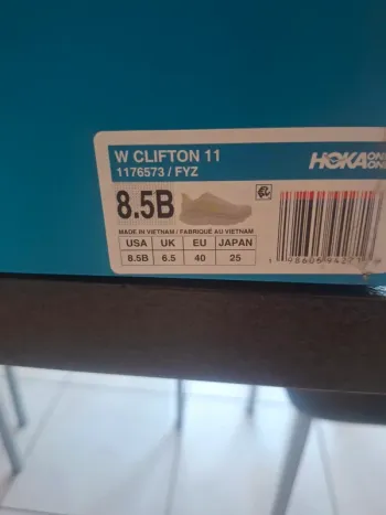 Hoka Clifton 11 bike usato — immagine 3 di 3