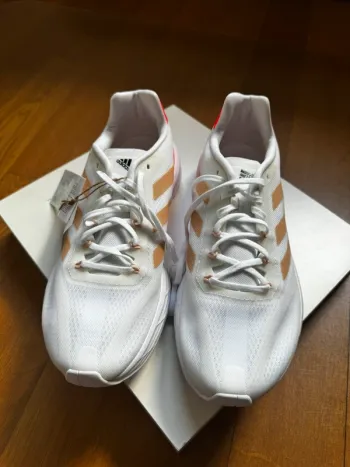 Used Adidas SL20.2 Running Shoes