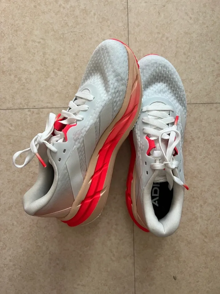 Used Adidas Adistar 4 W bike — image 7 of 8