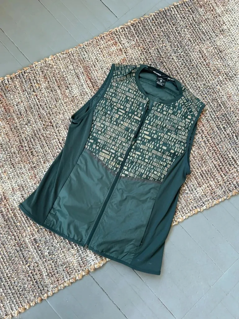 Tweedehands Nike Run down vest bike — afbeelding 9 van 14