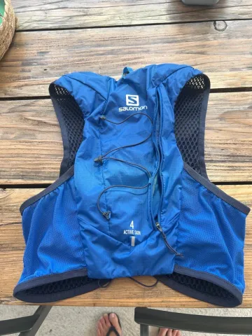 Used Salomon Camel back bike — image 2 of 3
