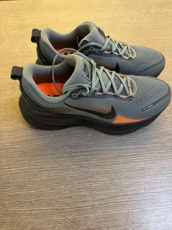 Brugt Nike Vomero 18 bike — billede 2 af 7