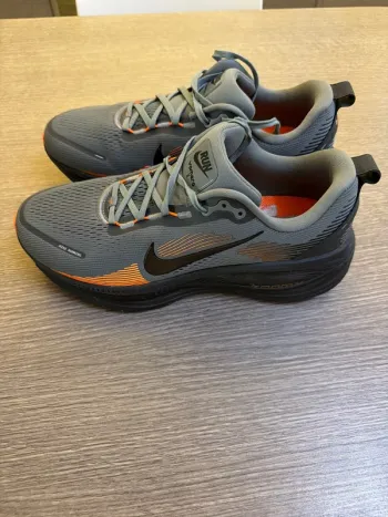 Brugt Nike Vomero 18 bike — billede 4 af 7