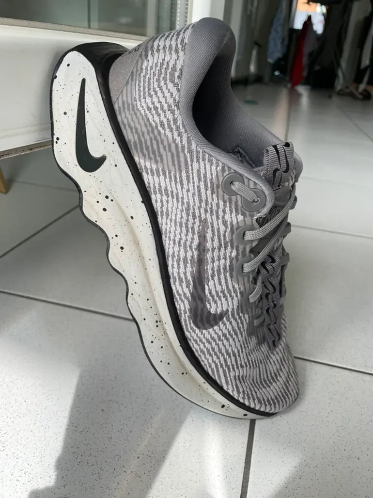 Used Nike Motiva bike — image 3 of 11