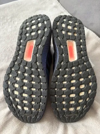 Adidas Ultraboost 20 bike d'occasion — image 4 sur 5