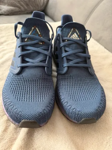Używany Adidas Ultraboost 20 Running Shoes
