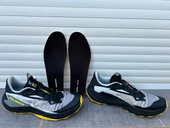 Used Standard Genesis Running Shoes