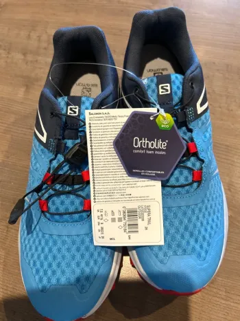Used Salomon Trailrunning Schuhe 41 1/3 Running Shoes