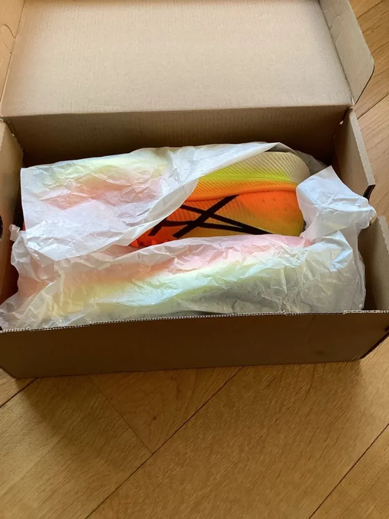 Tweedehands Asics Metaspeed Sky bike — afbeelding 4 van 7