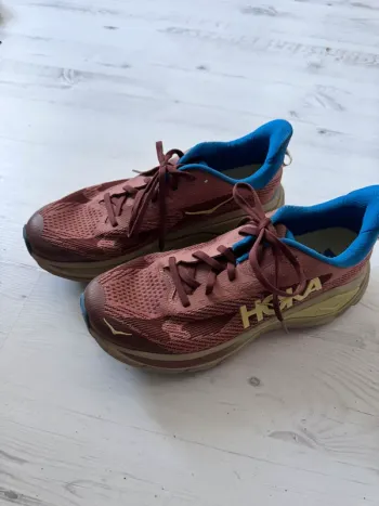 Used Hoka Challenger 8 Running Shoes