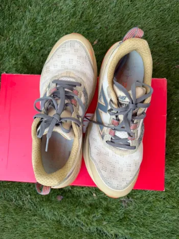 New Balance Hierro Foam V9 bike usato — immagine 6 di 11
