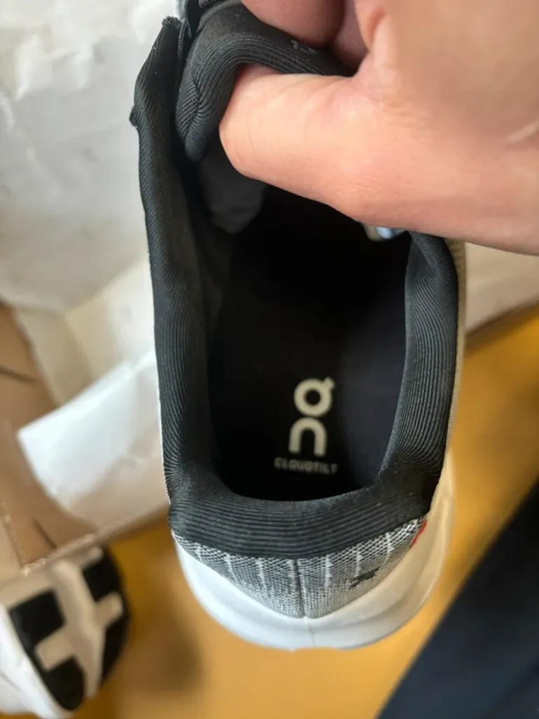 On Running Shoes bike d'occasion — image 4 sur 4