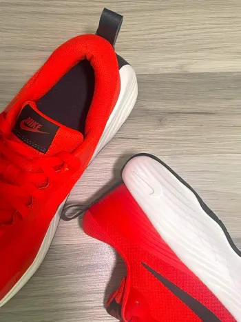 Used Orange Nike Laufschuhe bike — image 7 of 12