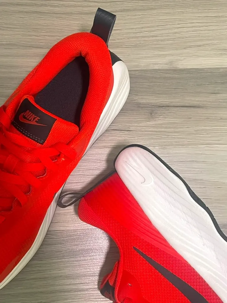 Used Orange Nike Laufschuhe bike — image 7 of 12