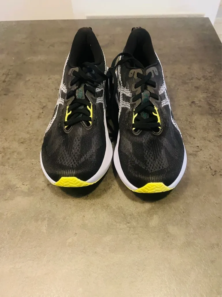 Asics Novablast 5 bike d'occasion — image 4 sur 7