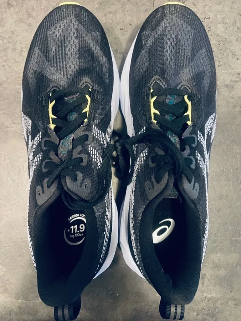 Asics Novablast 5 bike d'occasion — image 6 sur 7