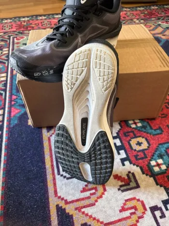 Used Nike Zoom Fly 6 ZoomX bike — image 5 of 15