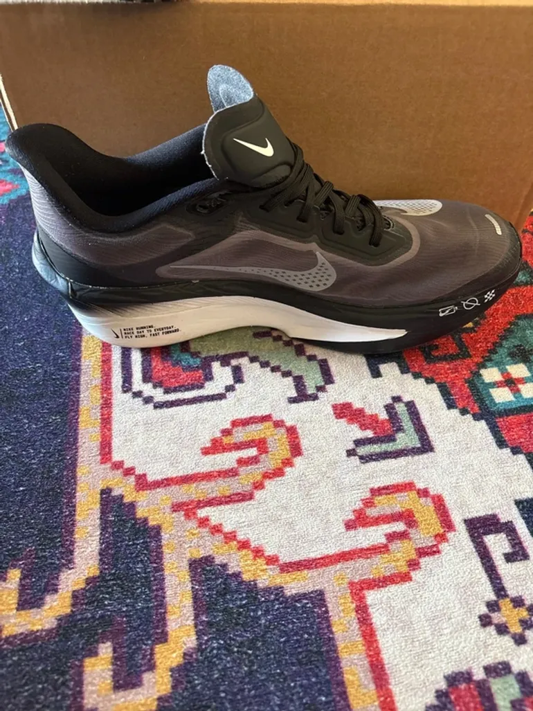 Used Nike Zoom Fly 6 ZoomX bike — image 4 of 15