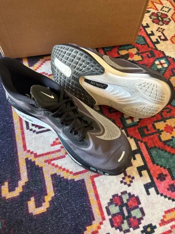 Used Nike Zoom Fly 6 ZoomX bike — image 14 of 15