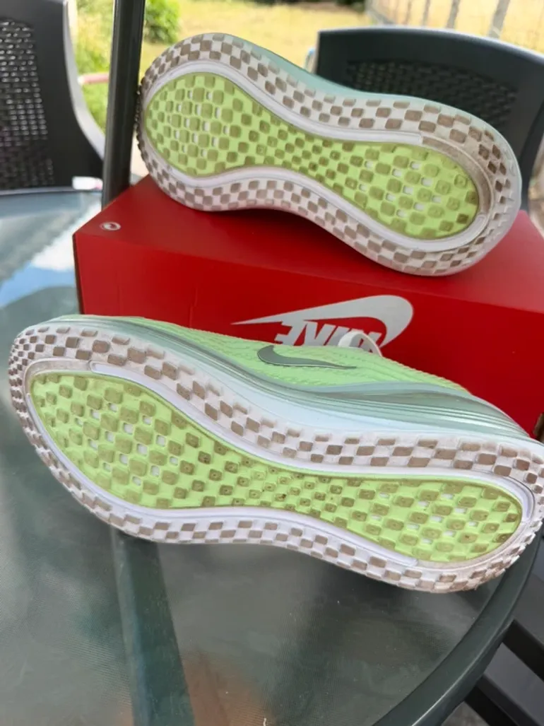 Used Nike Zoom X Vomero bike — image 11 of 12