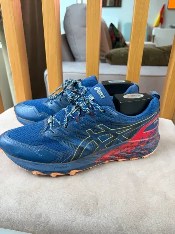 Asics Gel-Trabucco Terra Running Shoes usato