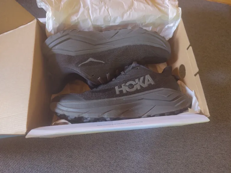 Used Hoka Challenger 8 bike — image 6 of 9