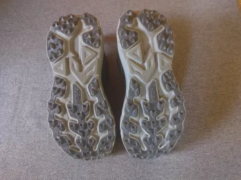 Used Hoka Challenger 8 bike — image 5 of 9