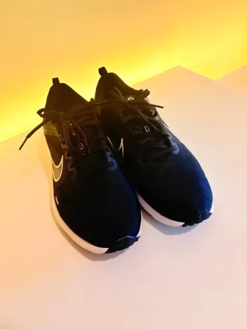 Nike running shoes bike usato — immagine 7 di 7
