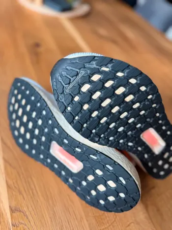Used Adidas Ultraboost 20 bike — image 6 of 7