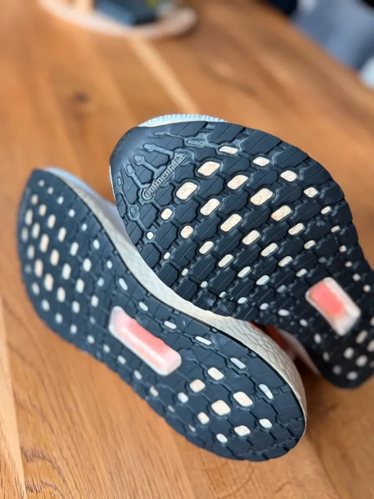 Used Adidas Ultraboost 20 bike — image 6 of 7