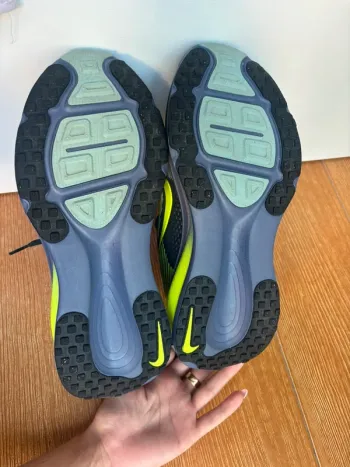 Brugt Nike Vomero 18 bike — billede 4 af 12