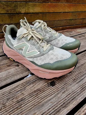 New Balance Hierro V9 Running Shoes usato