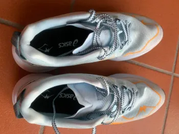Used Asics FujiSpeed bike — image 2 of 5
